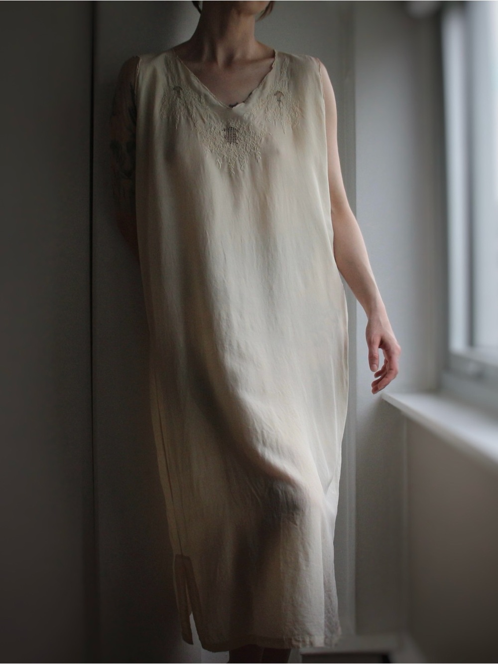 1920's Silk Net Basket & Floral Embroidered Slip Dress